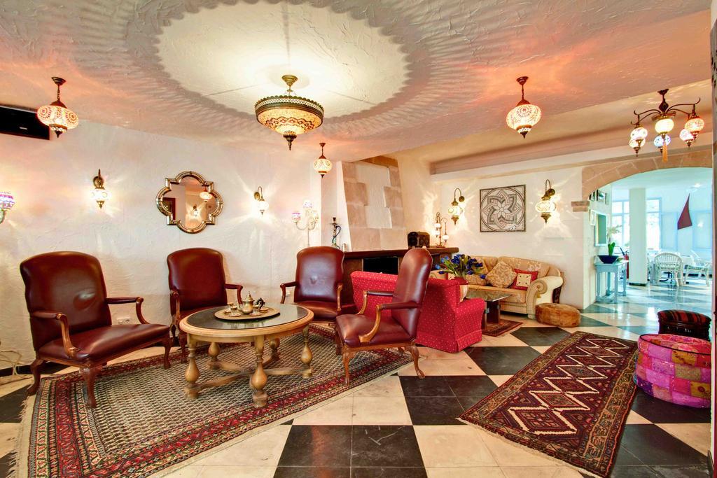 Hostal Paris Порт-де-Польєнса Екстер'єр фото